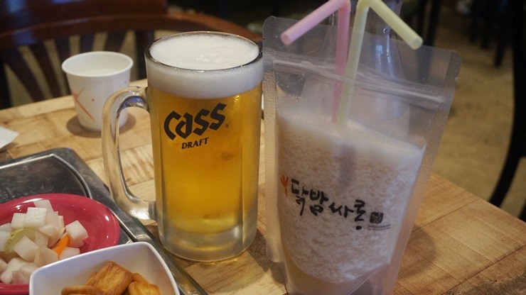 닭발싸롱 이미지