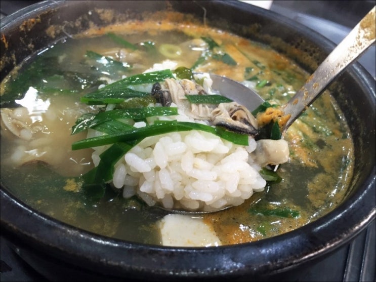 굴국밥전문점 이미지