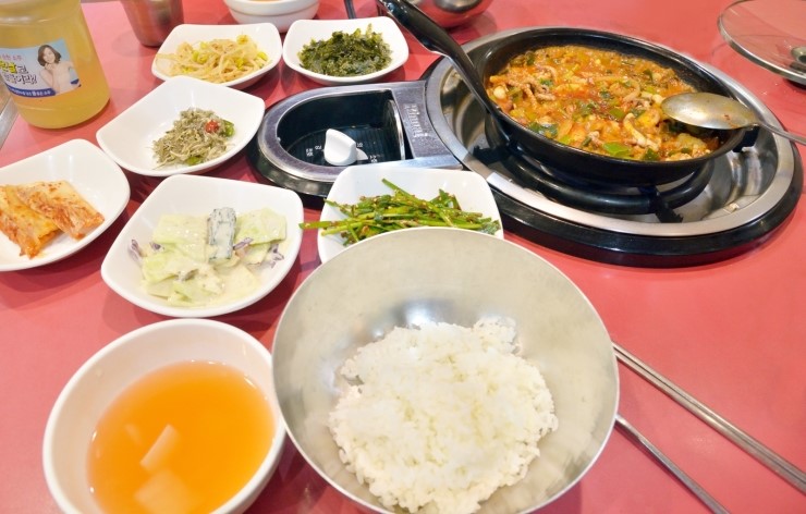 개미집 이미지