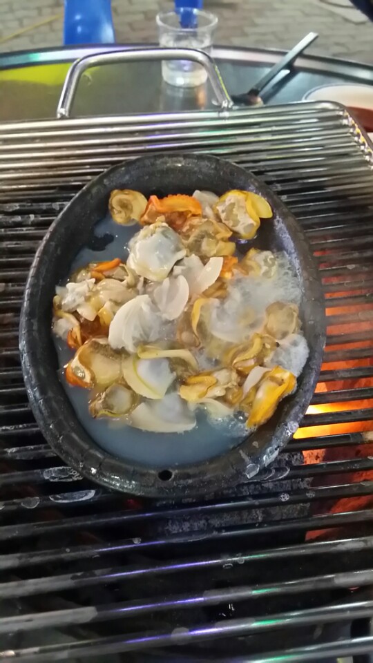 산꼼장어조개구이 이미지