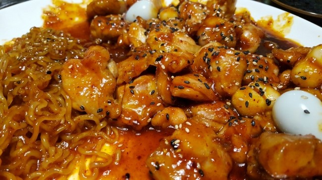 꼬꼬아찌 이미지