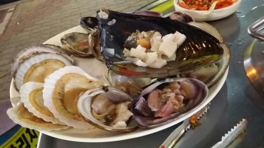 산꼼장어조개구이 이미지