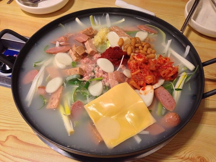 옛날김치찌개랑부대랑 이미지