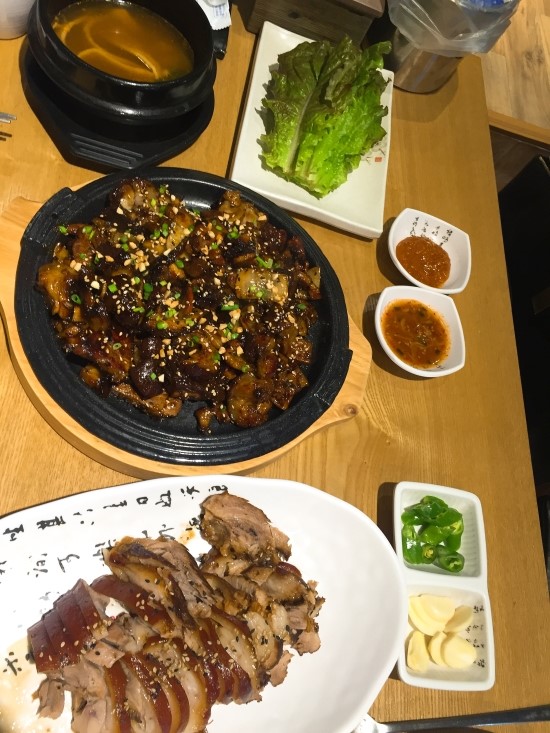 향우한방족발 이미지