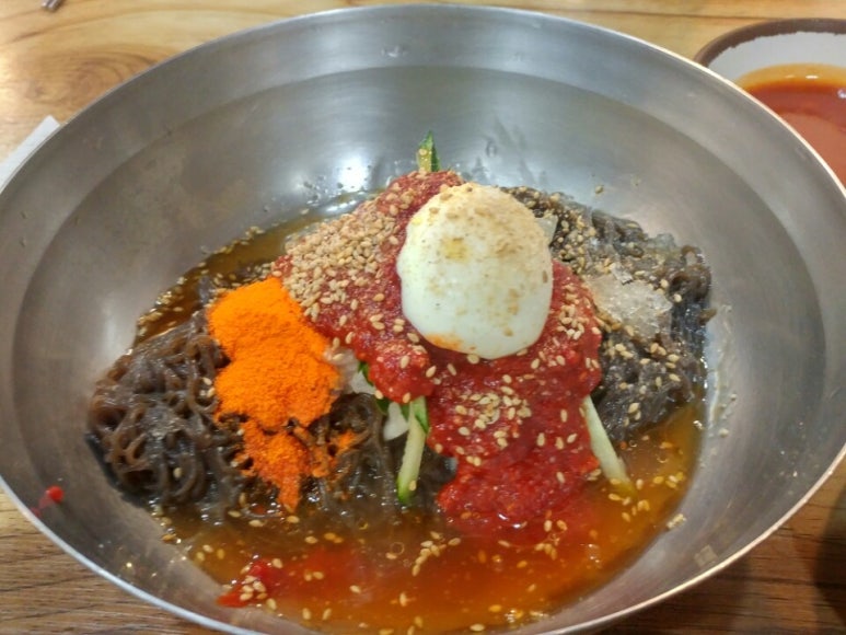 돈쌈냉면 이미지