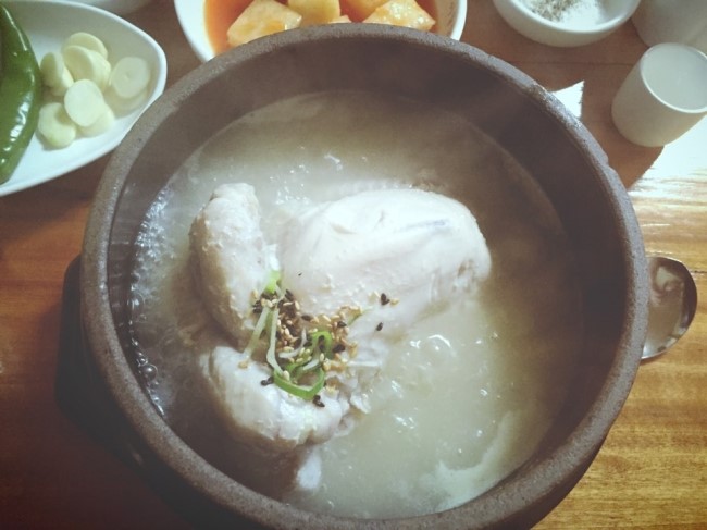 한방삼계탕 이미지