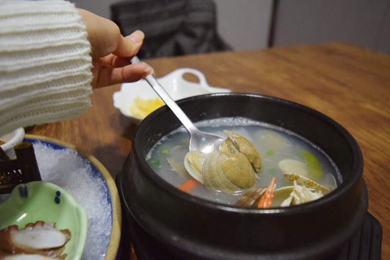 해신조개탕 이미지