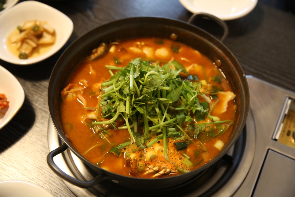 저수지매운탕 이미지