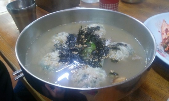 닭치고칼국수 이미지