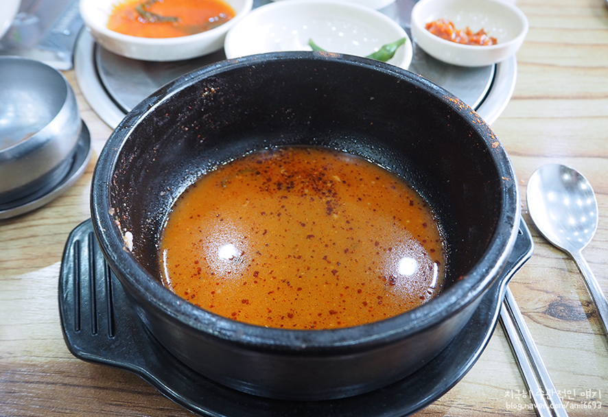 사대명가뼈다귀해장국 이미지