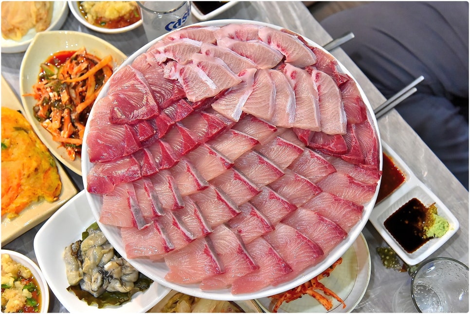 사량도자연산횟집 이미지