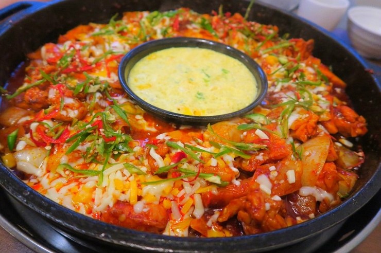 토닭토닭 이미지