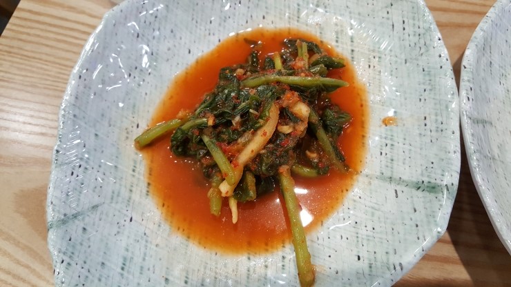 얌얌식당 이미지