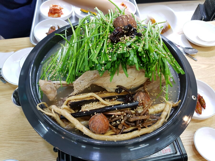 촌닭마을 이미지