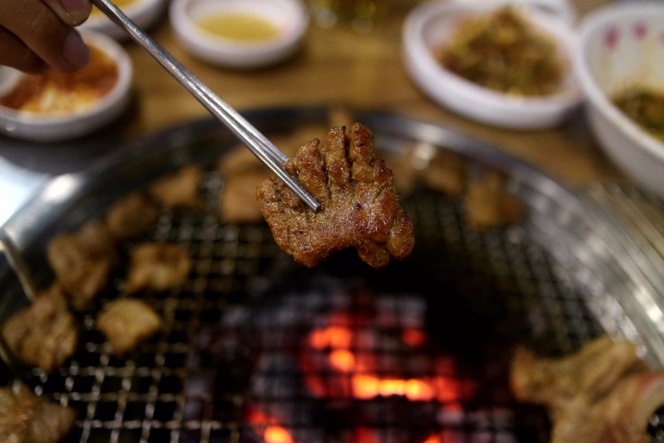 돈참숯갈비 이미지