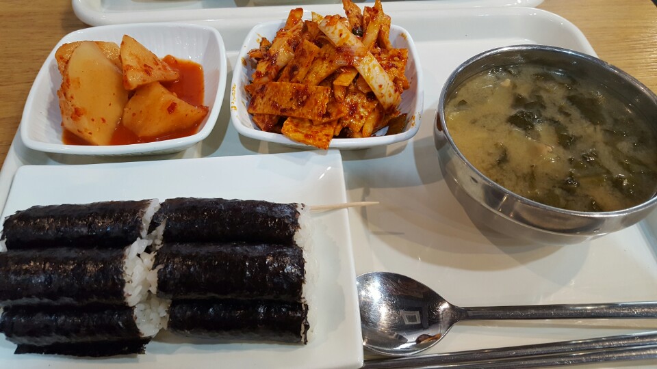명가충무김밥 이미지