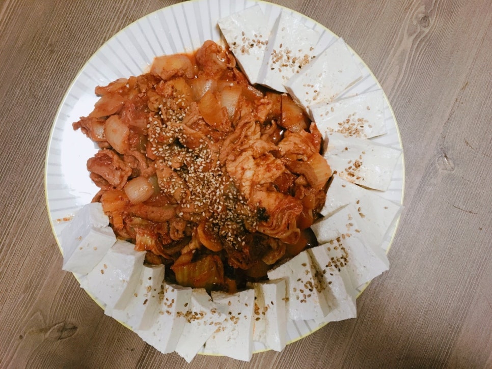 제육볶이 이미지