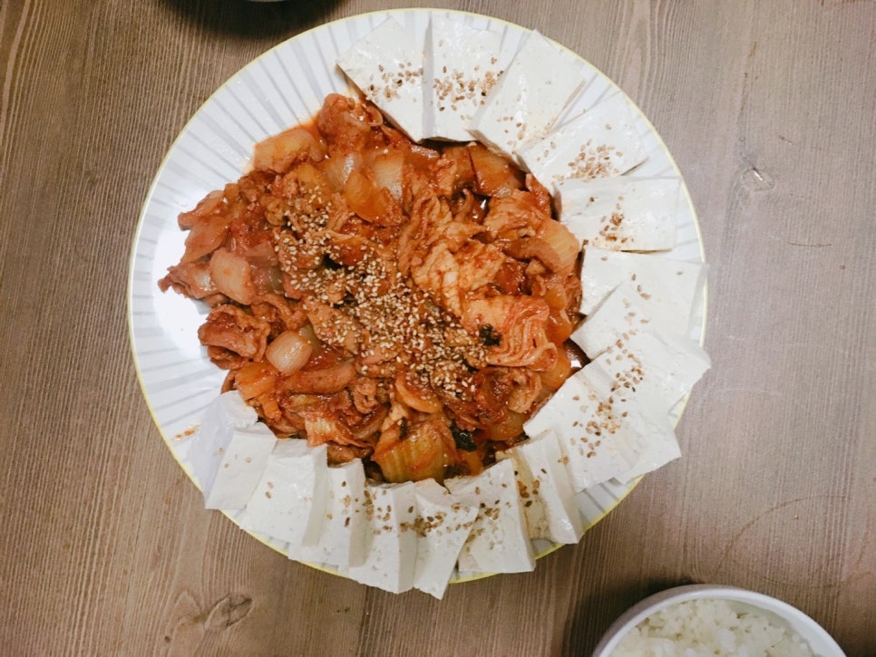 제육볶이 이미지