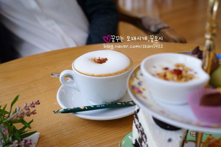 카페릴리(CAFE LILY) 이미지