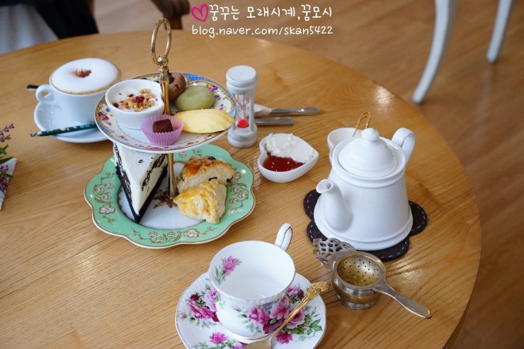카페릴리(CAFE LILY) 이미지