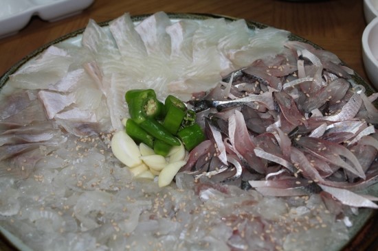 막썰어횟집 이미지