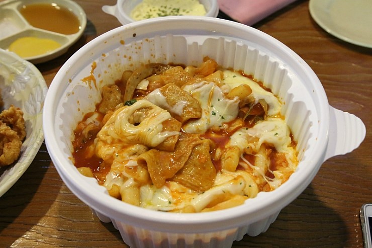 눈물떡볶이 이미지