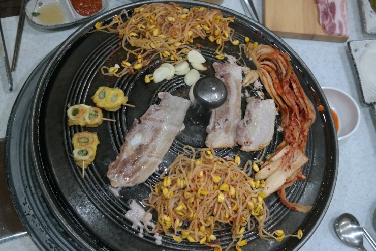한방돼지촌 이미지