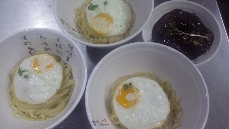 짬신 이미지