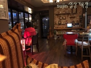 뜰안에김밥 이미지
