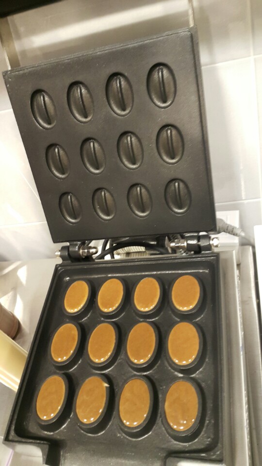 커피콩빵&핫도그 이미지