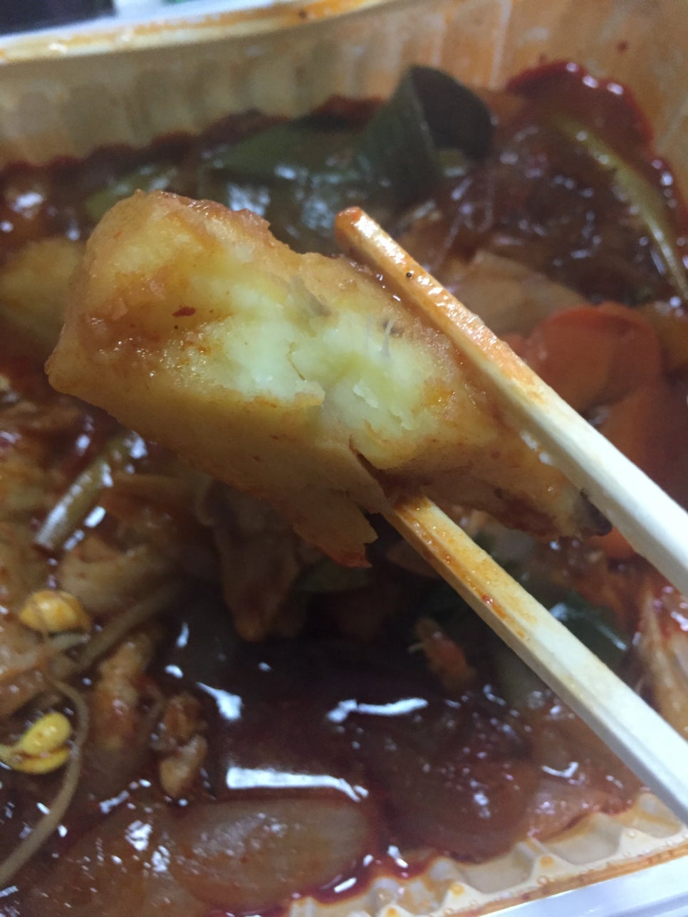 마당나온수탉 이미지