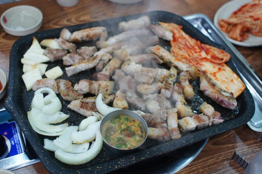 지리산생흑돼지 이미지