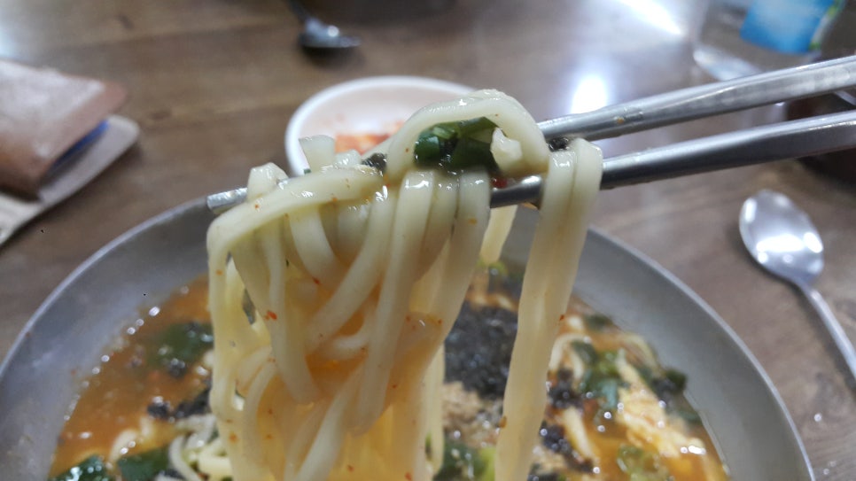 동큐칼국수3000원 이미지