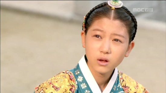 율컴퍼니 이미지