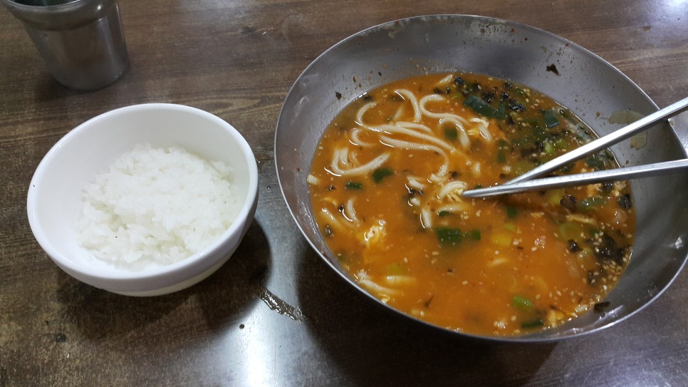 동큐칼국수3000원 이미지