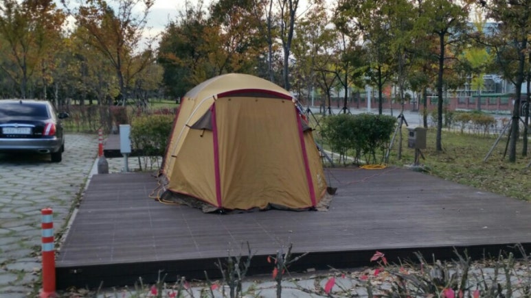 숲 나들이 야영장 이미지