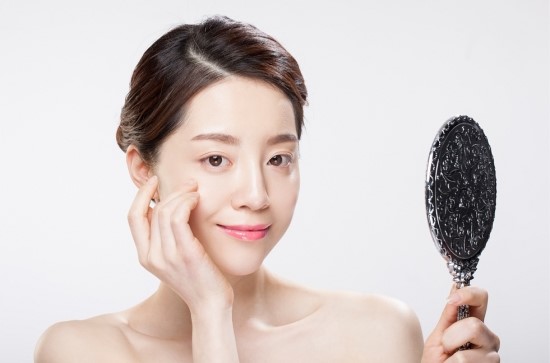 더고운 피부관리 이미지