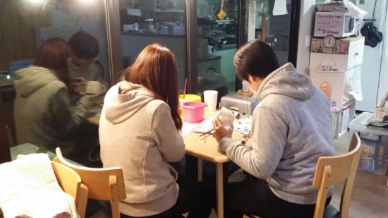 논실도자기 이미지