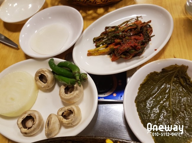 ssack쓰리솥뚜껑김치삼겹살 이미지