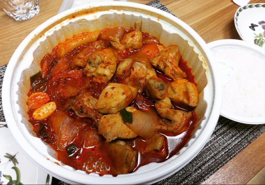 유명한찜닭마늘치킨 이미지