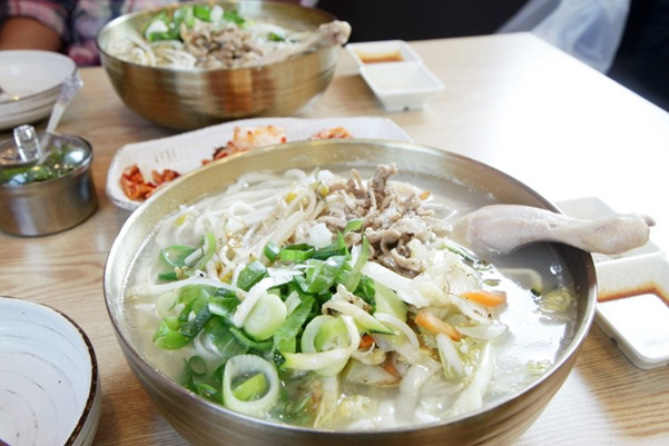 파주닭국수 이미지