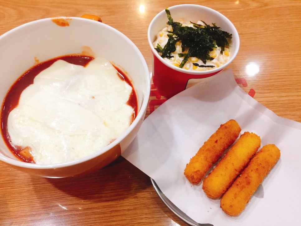 칭구떡볶이 이미지