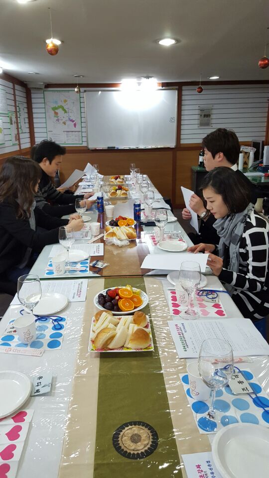 월드신촌 이미지