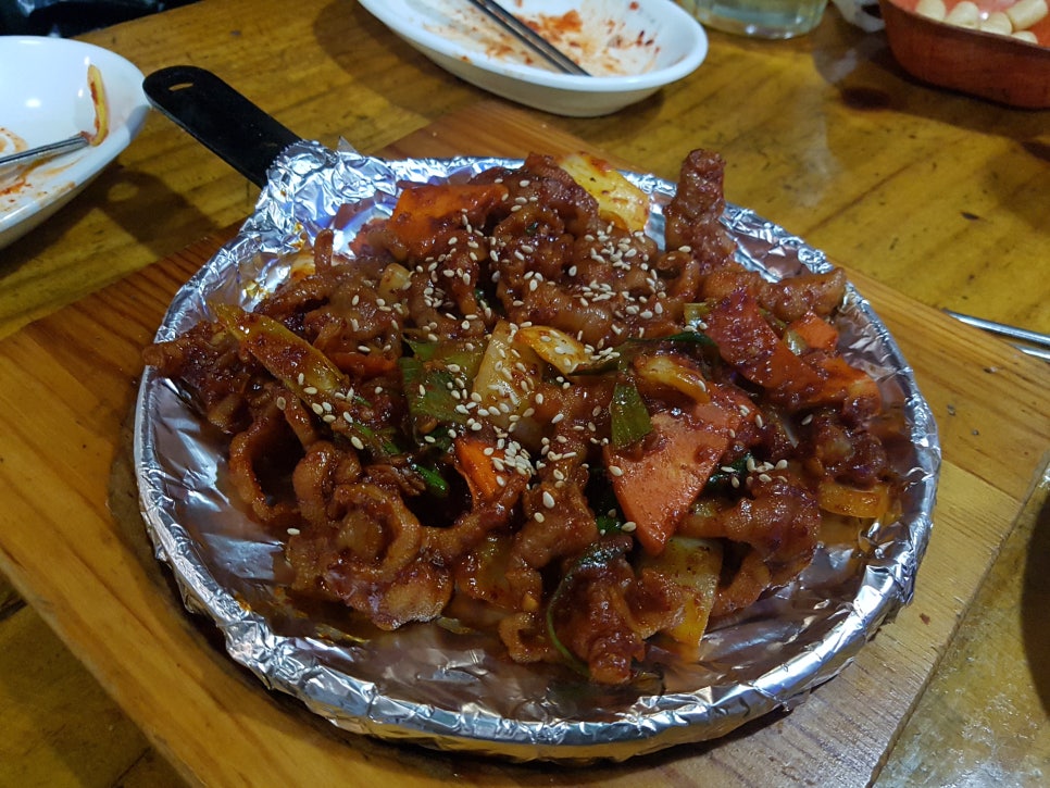 두리아숯불바베큐치킨 이미지