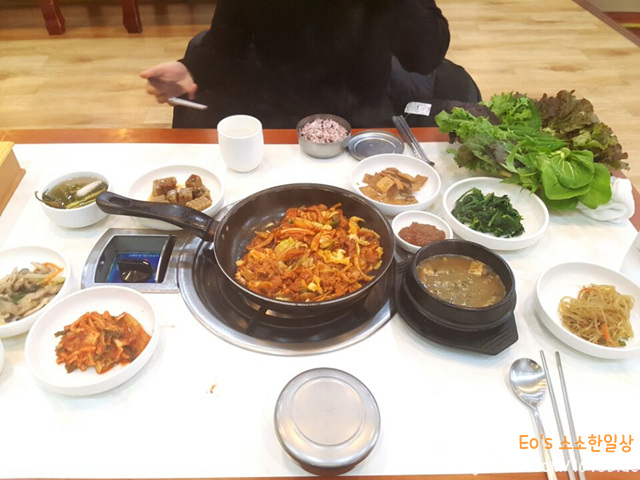 큰바우식당 이미지