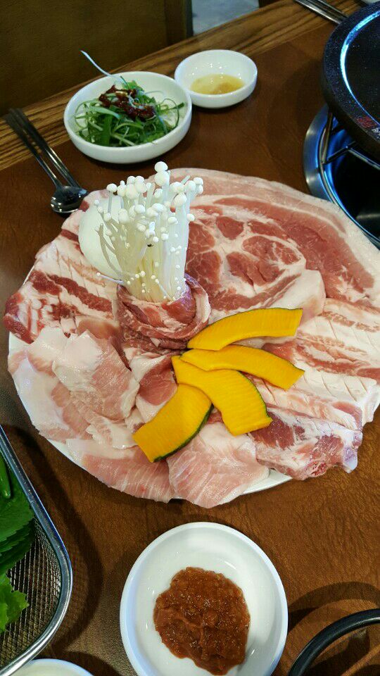 칠성골흑돼지 이미지