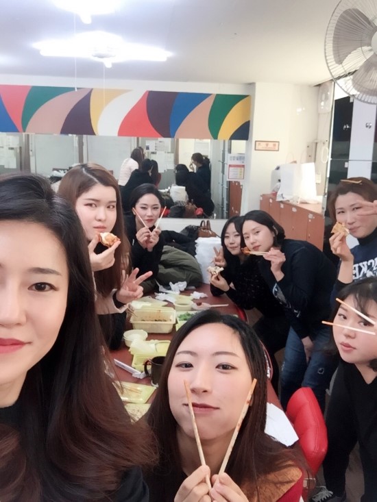 파티하는날 이미지