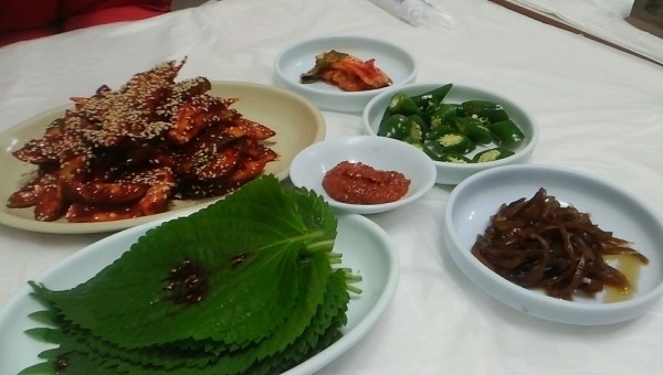 건강백숙 이미지