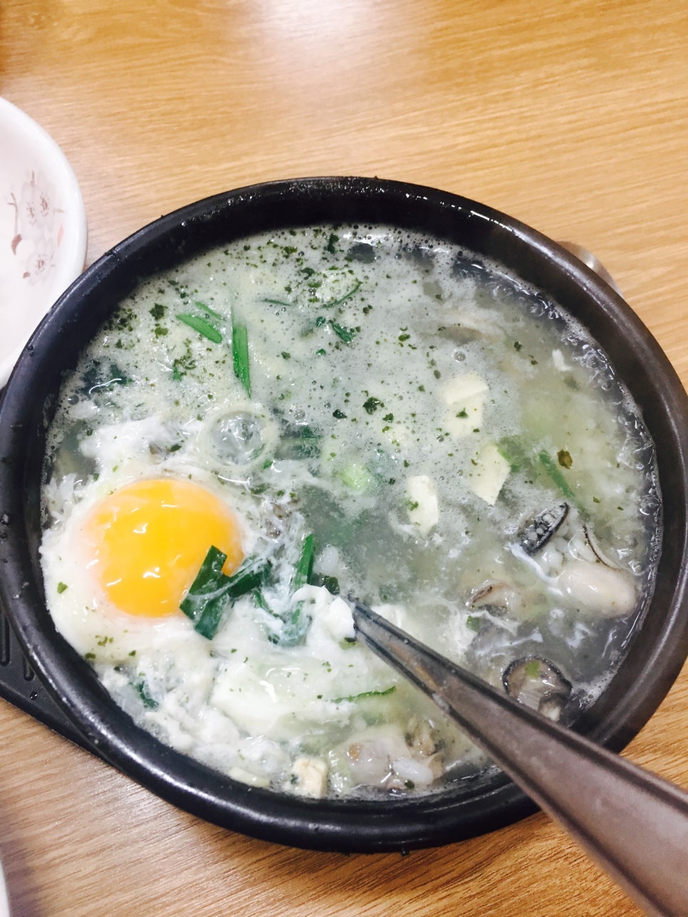 굴뚝배기 이미지