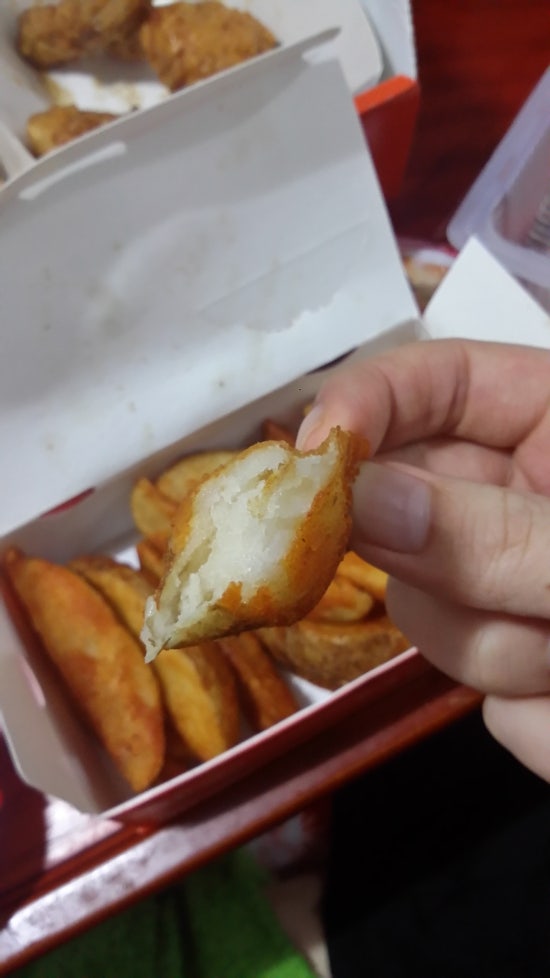 네네치킨신곡점 이미지